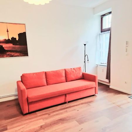 City Studio Apartment For 4, Near Sonnenallee Berlim Exterior foto