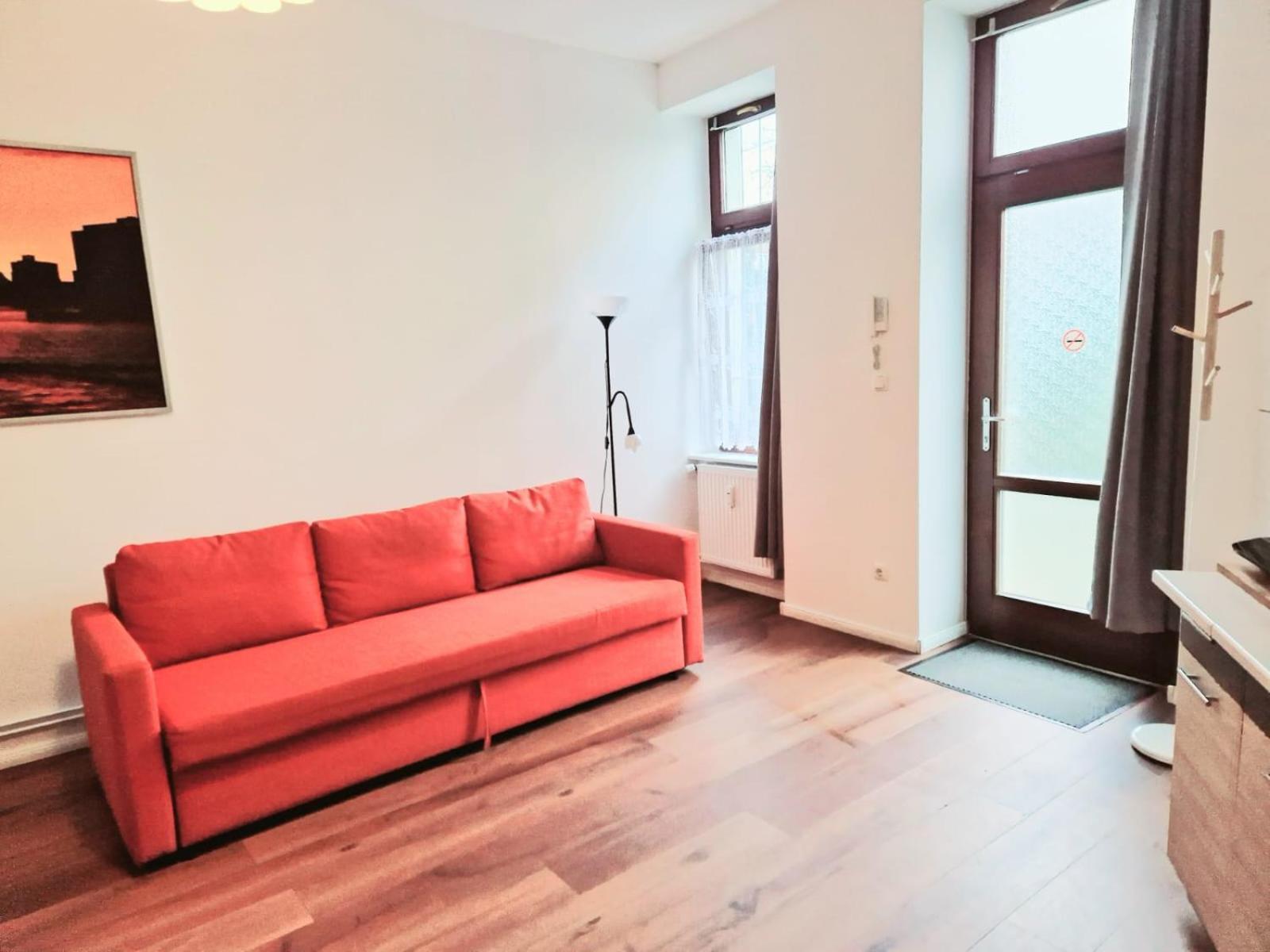 City Studio Apartment For 4, Near Sonnenallee Berlim Exterior foto