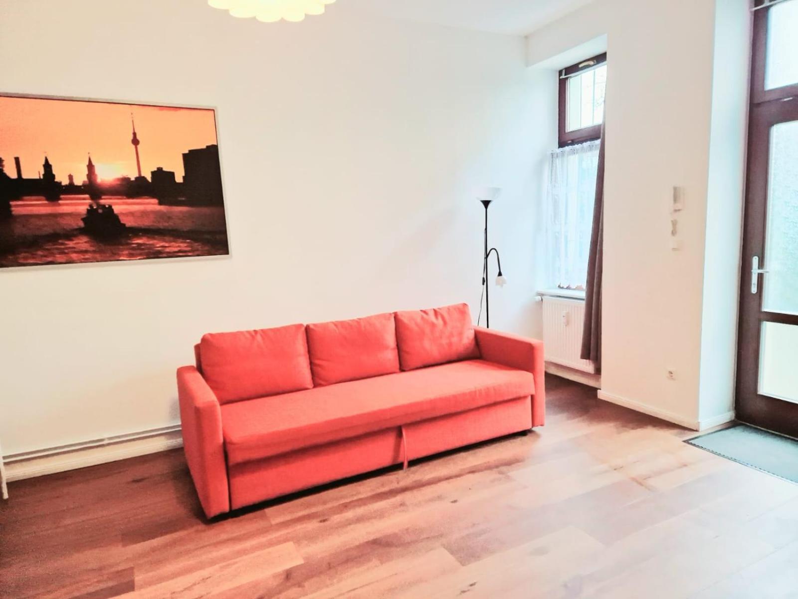 City Studio Apartment For 4, Near Sonnenallee Berlim Exterior foto