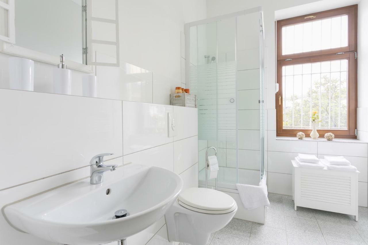 City Studio Apartment For 4, Near Sonnenallee Berlim Exterior foto